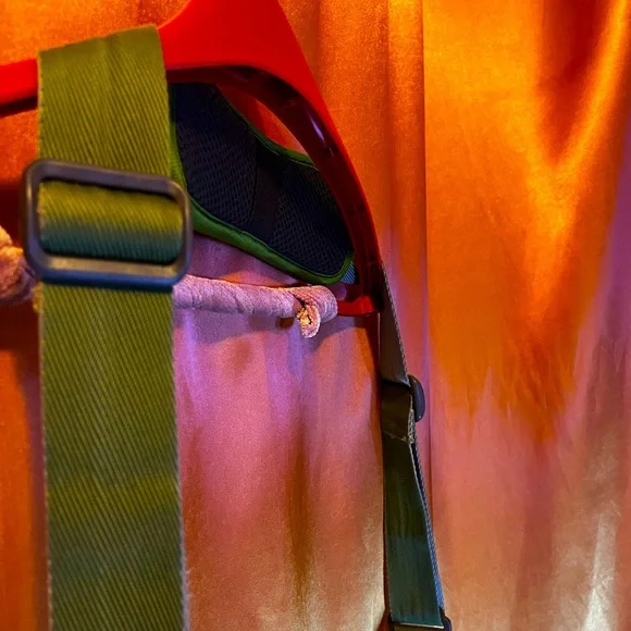 REI crossbody/shoulder bag - Picture 10 of 11